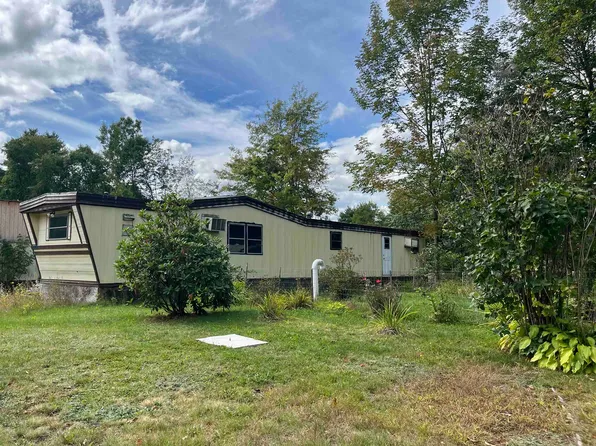 215 Riverside Drive #14 B, Campton, NH 03223