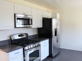 510 Sunset Dr, Oceanside, CA 92058