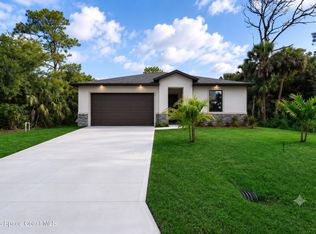 801 Gelaso St SW, Palm Bay, FL 32908