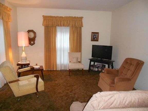 2nd image of 453 Francis Avenue Ct