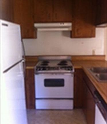4th image of 1612 Victory St #A