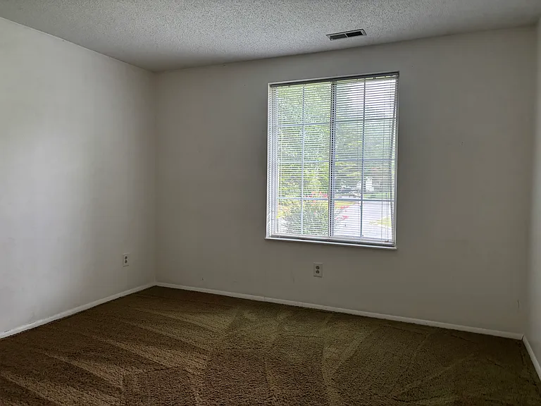 8200 Mahogany Dr — Photo 24