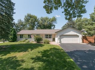 4801 141st St W, Apple Valley, MN 55124