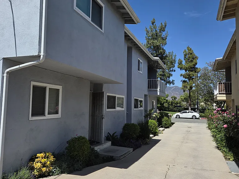 621 S Shelton St #B — Photo 2