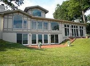 5805 River Dr, Lorton, VA 22079