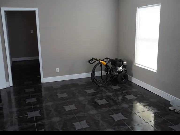 211 Stewart St #3 — Photo 13