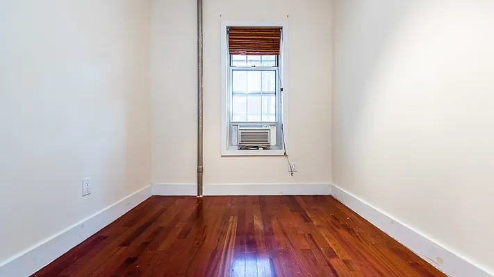 Rented by Nooklyn NYC LLC | media 6