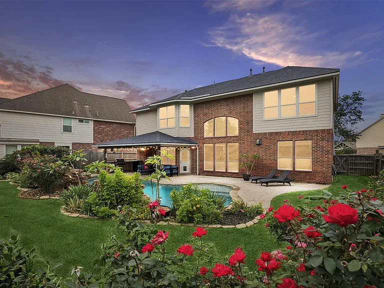 1125 Shady Knoll Ln — Photo 37