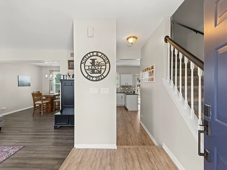 1274 Amaranth Dr — Photo 3