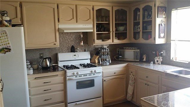 2nd image of 44722 26th St E