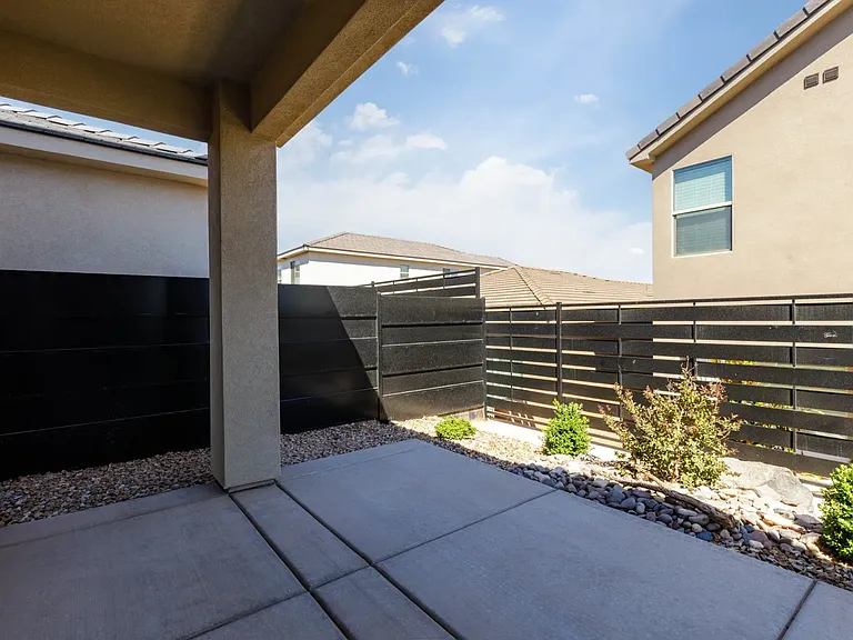 465 S Stewart Creek Dr — Photo 18