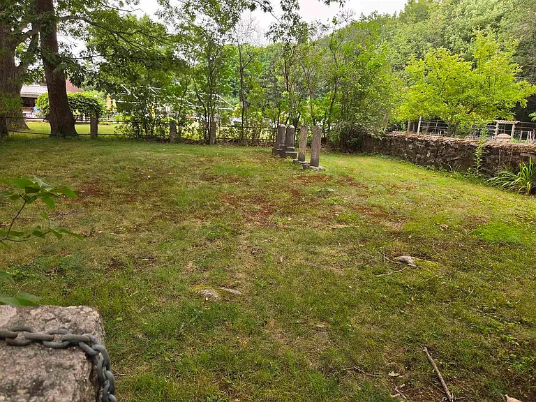 510 Sagamore Rd — Photo 25