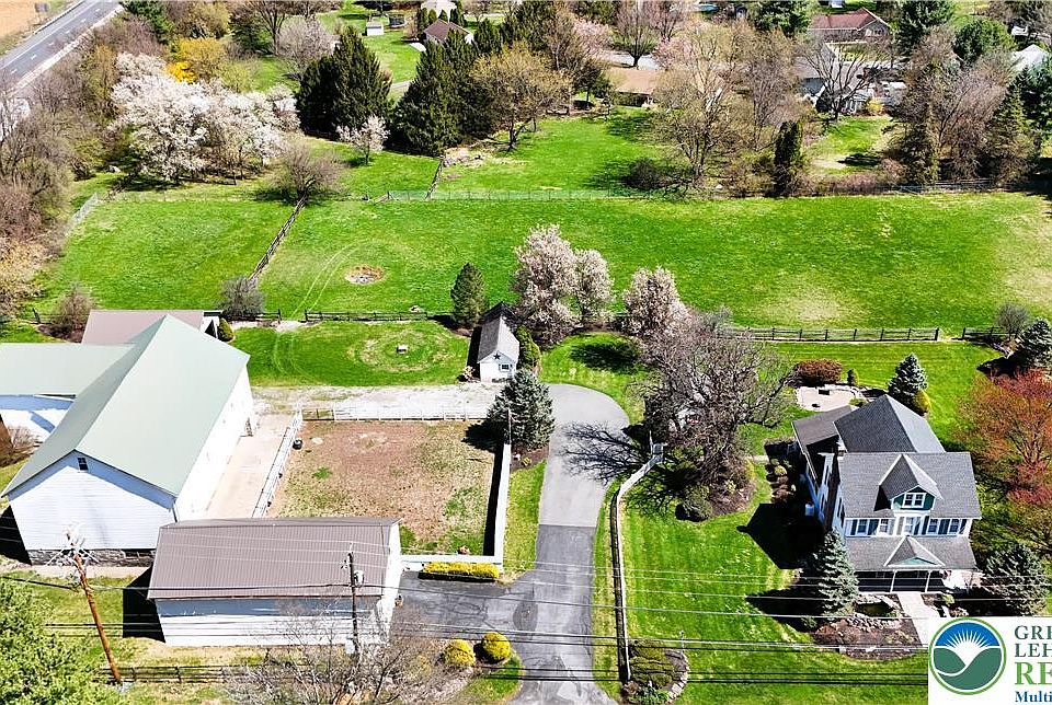 1st image of 4006 Hecktown Rd