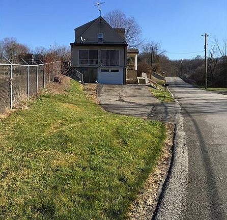 2nd image of 1033 Sunview Ave