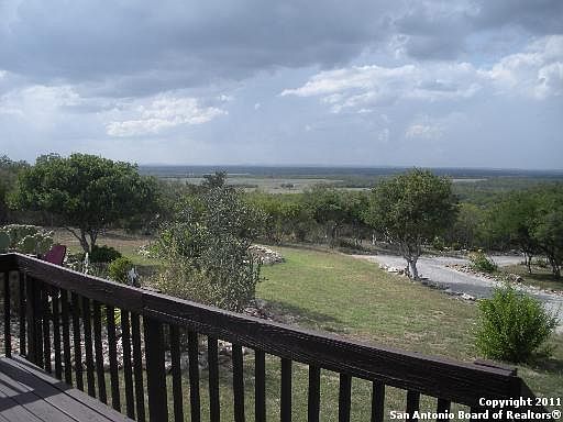3rd image of 1111 COUNTY ROAD 4511
