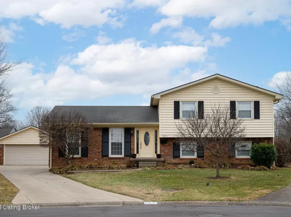 2606 Saddle Ct, Saint Regis Park, KY 40220