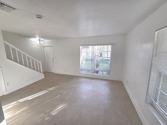 5th image of 19356 SW 103rd Ct