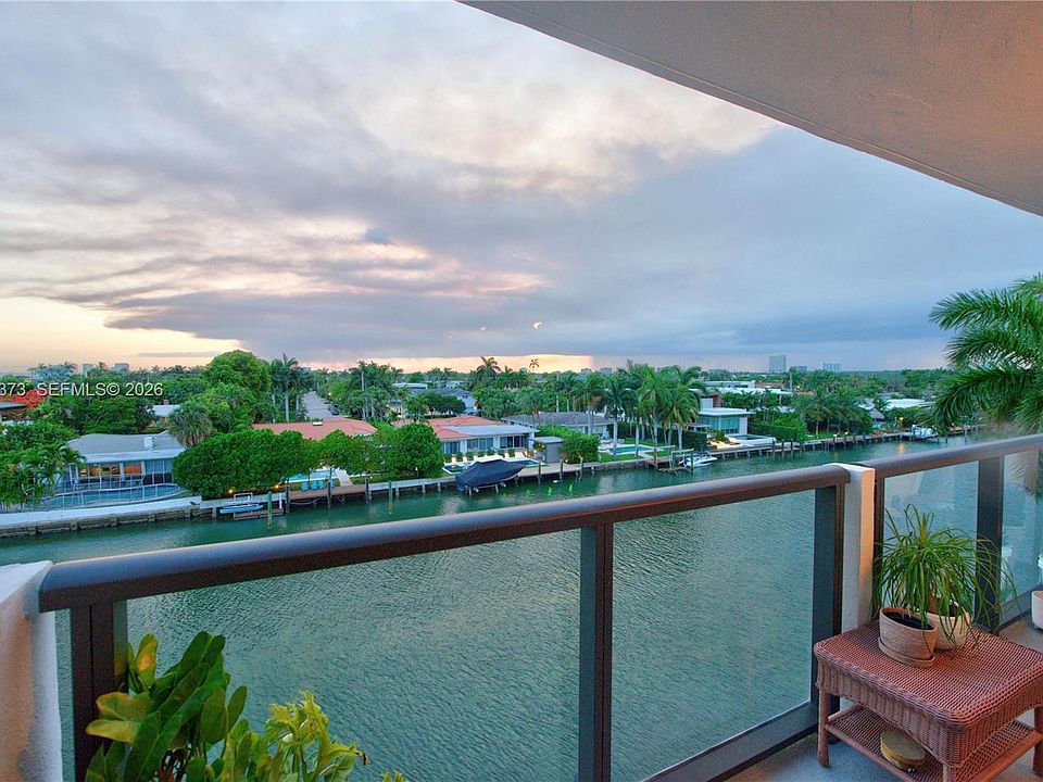 1st image of 9800 W Bay Harbor Dr APT 503