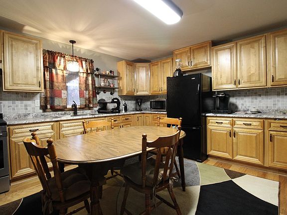 2nd image of 2920 S Lart Ln