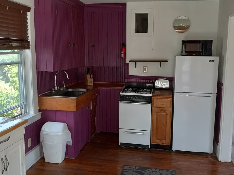 591 Railroad St #2 — Photo 9