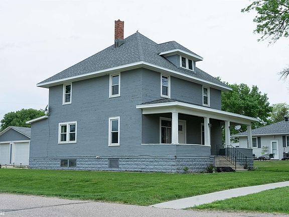 2nd image of 305 Lincoln St