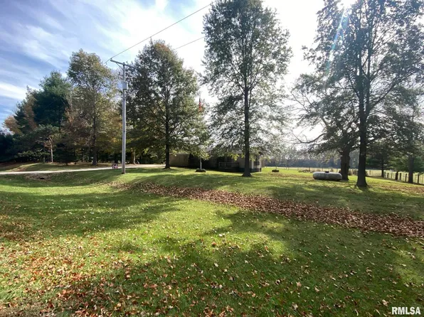 15804 Old Jacksonville Rd, New Berlin, IL 62670