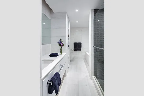 Sold by Stribling | media 3