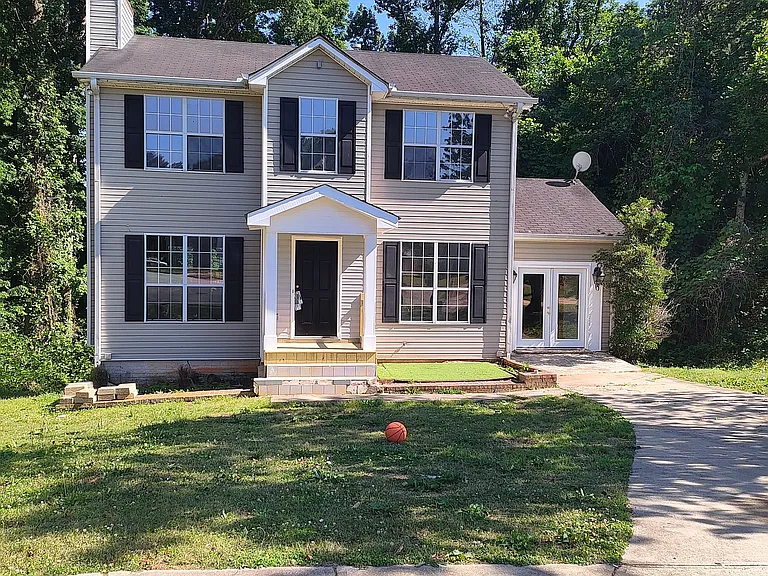5508 Moriah Ln — Photo 1