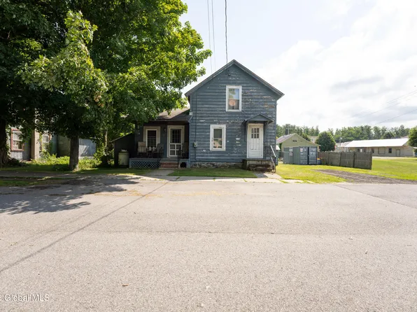 12 Thomas Street, Salem, NY 12865