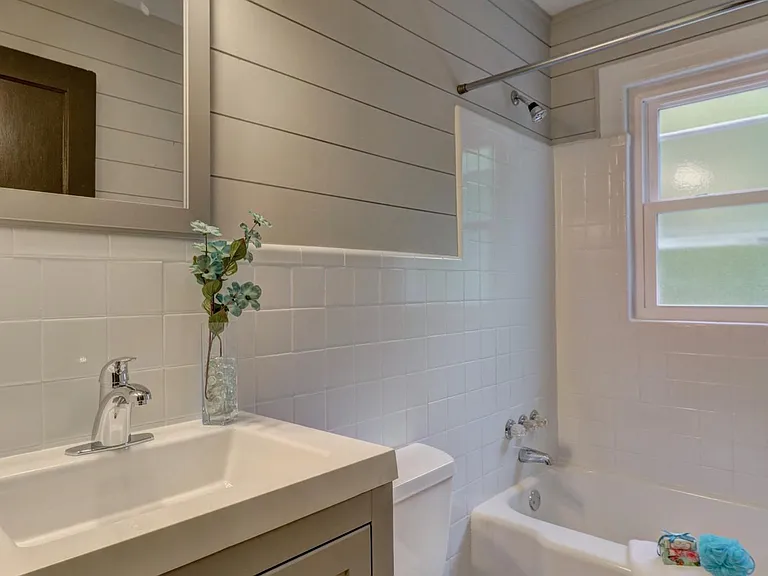1254 Kingsley Cir — Photo 36