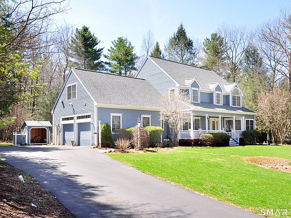 4th image of 16 Stonewall Drive