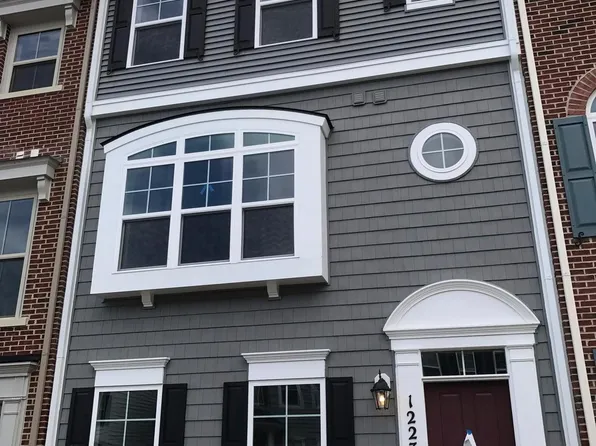 12239 Bluffwood Ter, Clarksburg, MD 20871