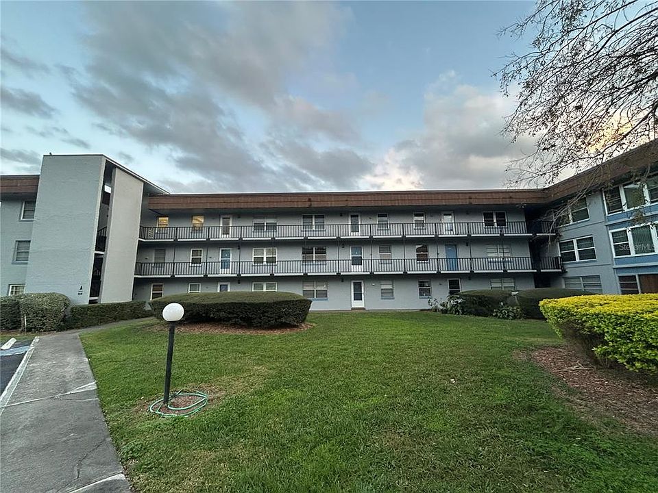 1st image of 333 LAKE HOWARD DRIVE NW #202A