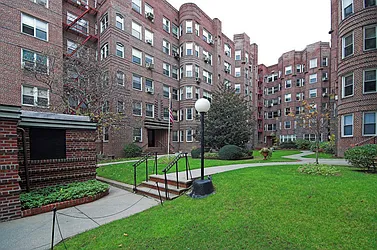 8701 Shore Road in Fort Hamilton