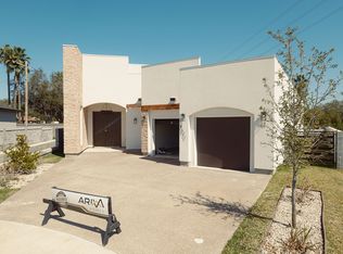 8521 Emily Ave, Laredo, TX 78045