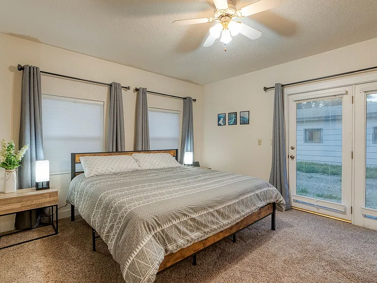 430 S Meridian Rd — Photo 17