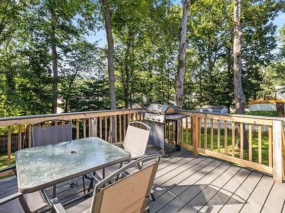 3rd image of 10612 Holleybrooke Dr #3