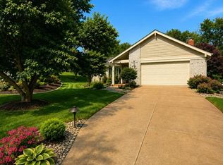 944 Ridgetree Ln, Saint Louis, MO 63131
