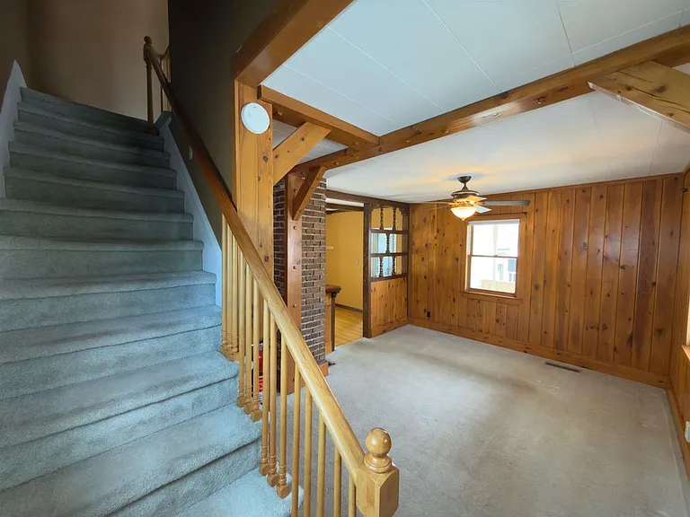 246 E Mason St — Photo 16