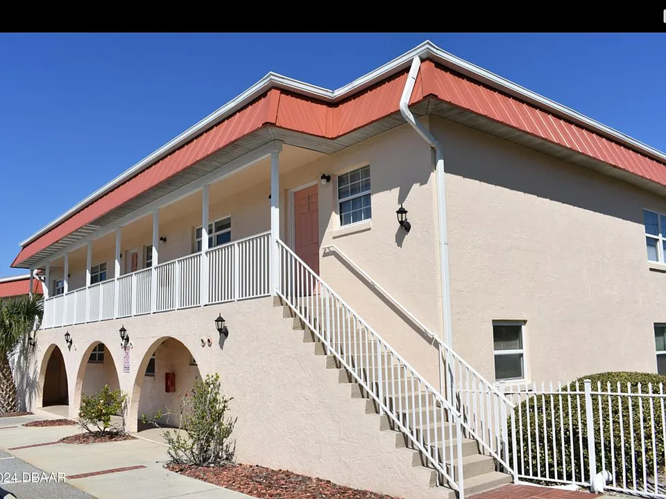 1510 Ocean Shore Blvd #414