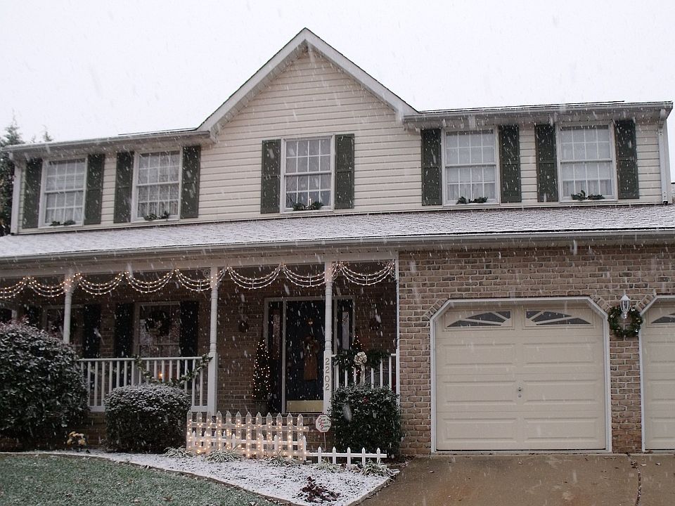1st image of 2202 Chequers Ct