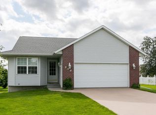 501 Richland Ave, Urbana, IA
