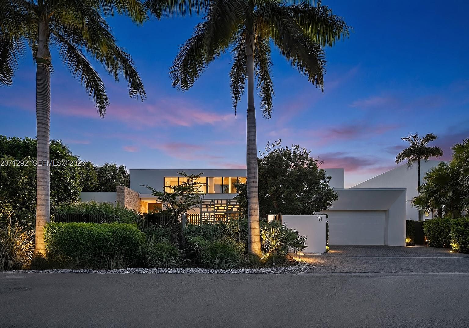 ニュージーランド121ドルになります、 121 Nurmi Dr, Fort Lauderdale, FL 33301 | MLS #A12071292 | Zillow