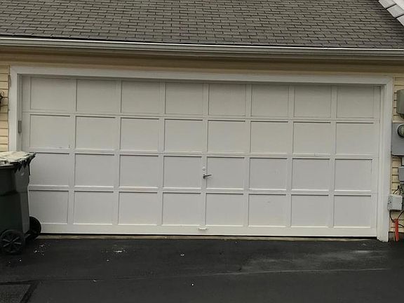 2nd image of 20365 Charter Oak Dr
