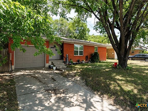 4th image of 111 Cottonwood Dr