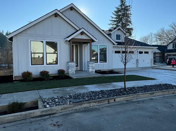 2103 SE 29th St, Battle Ground, WA 98604