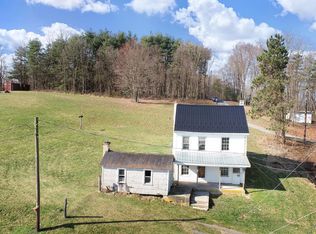 14 Walnut Hill Ln, Port Royal, PA 17082