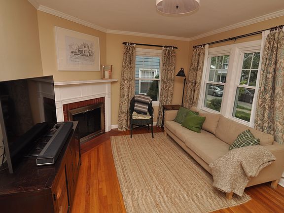 4th image of 6622 Elm St