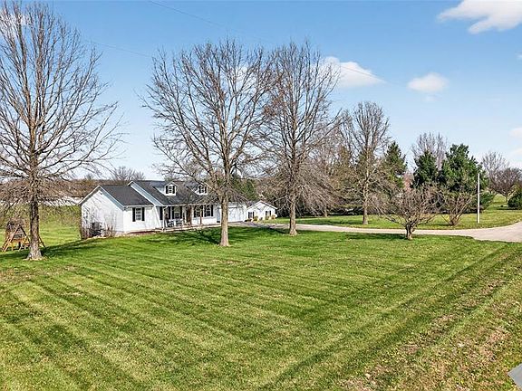 4th image of 111 Paul Dow Rd