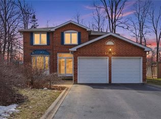 3192 Colebrook Ct, Mississauga, ON L5N 3E2